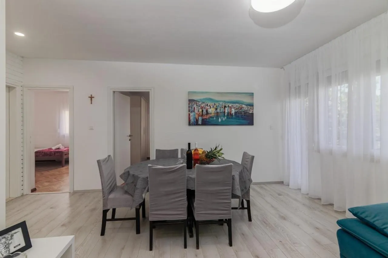Holiday House Eva & Ema Trogir Croatia
