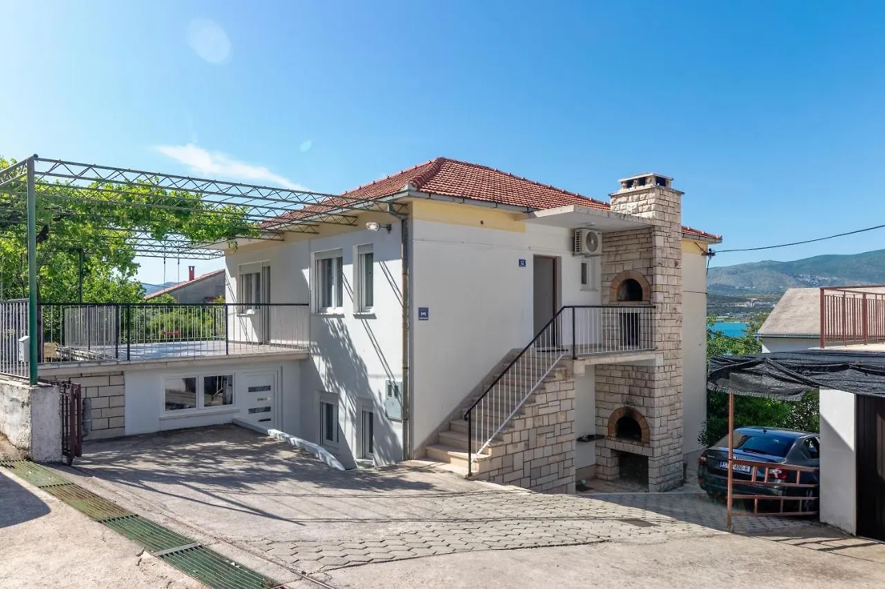 Holiday House Eva & Ema Trogir Holiday home