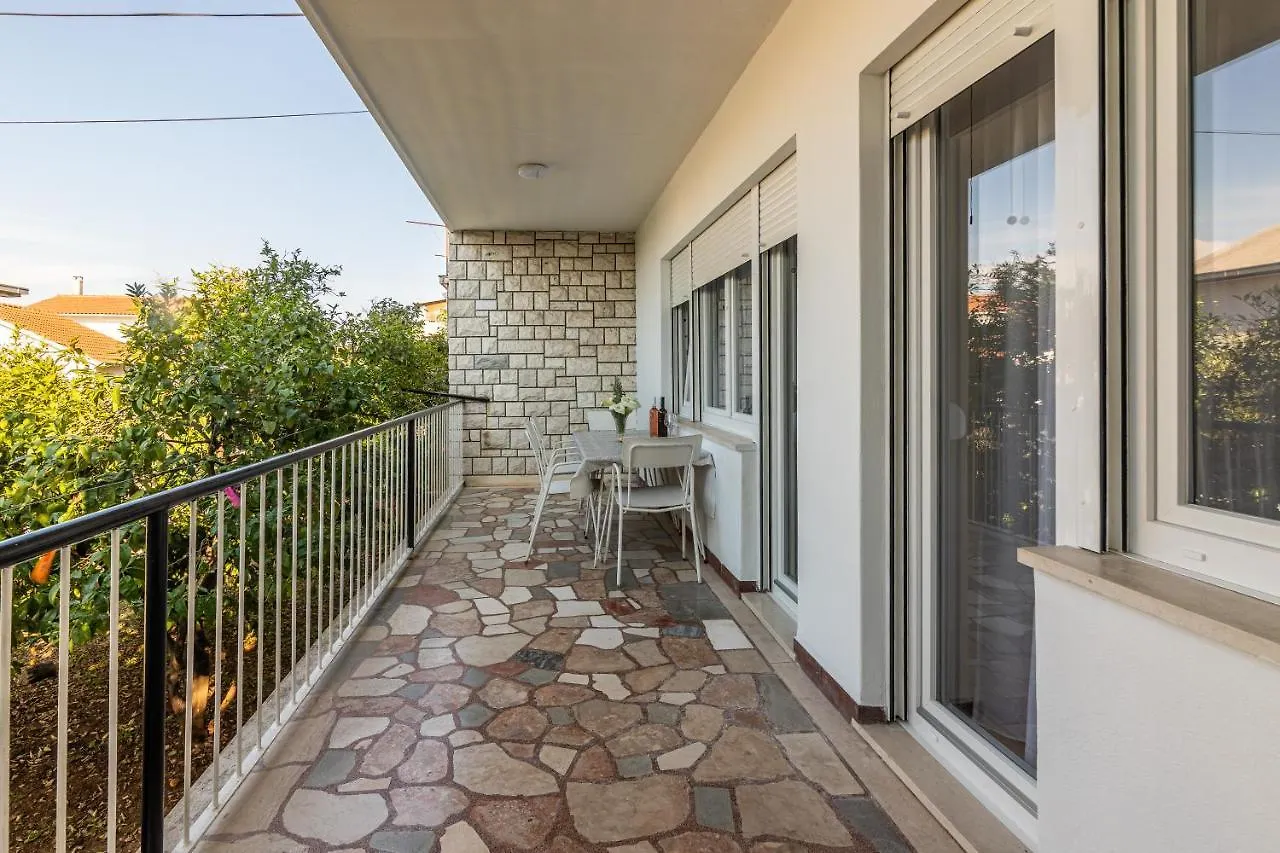 Holiday House Eva & Ema Trogir