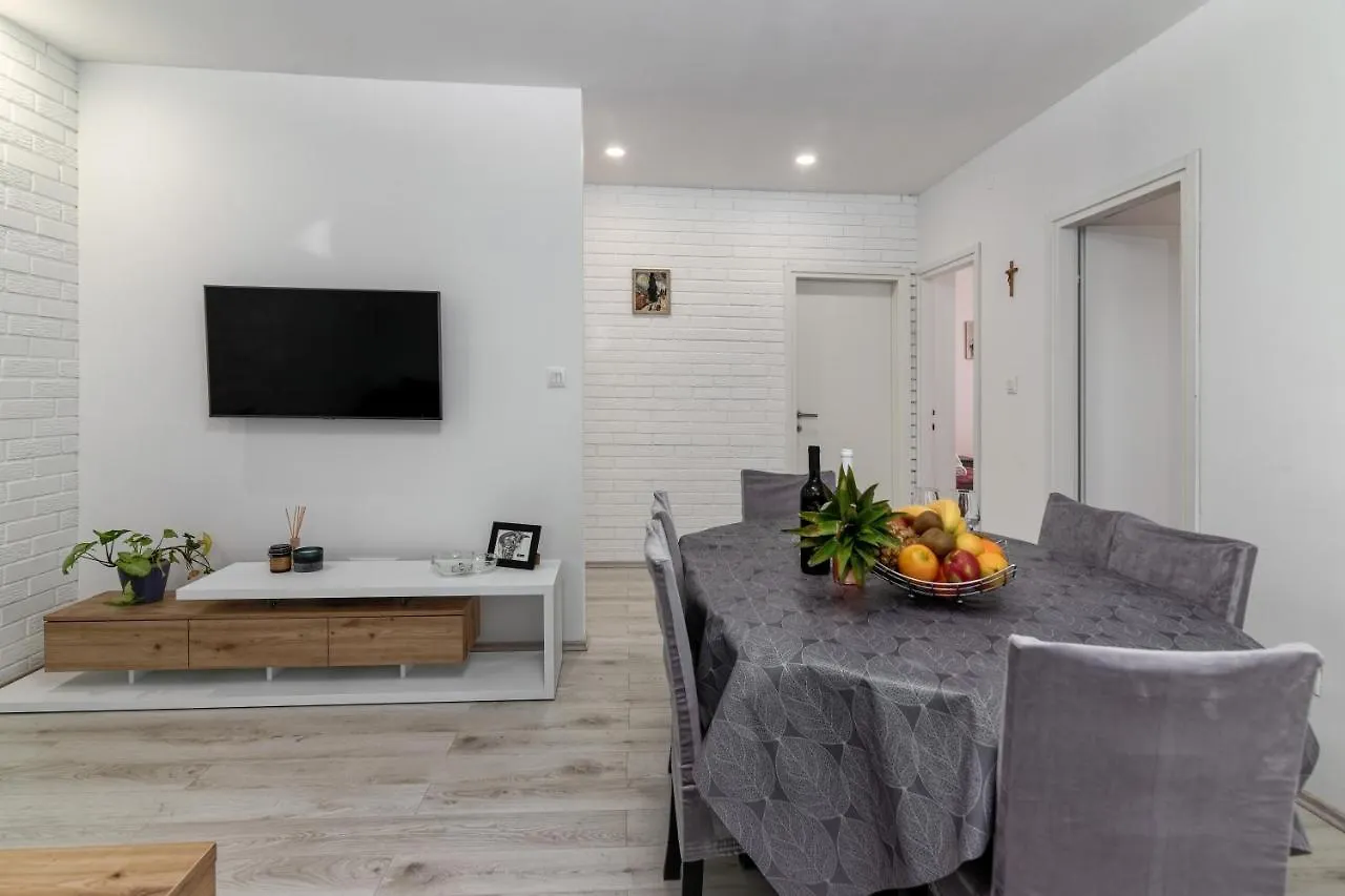 Holiday House Eva & Ema Trogir 0*,  Croatia