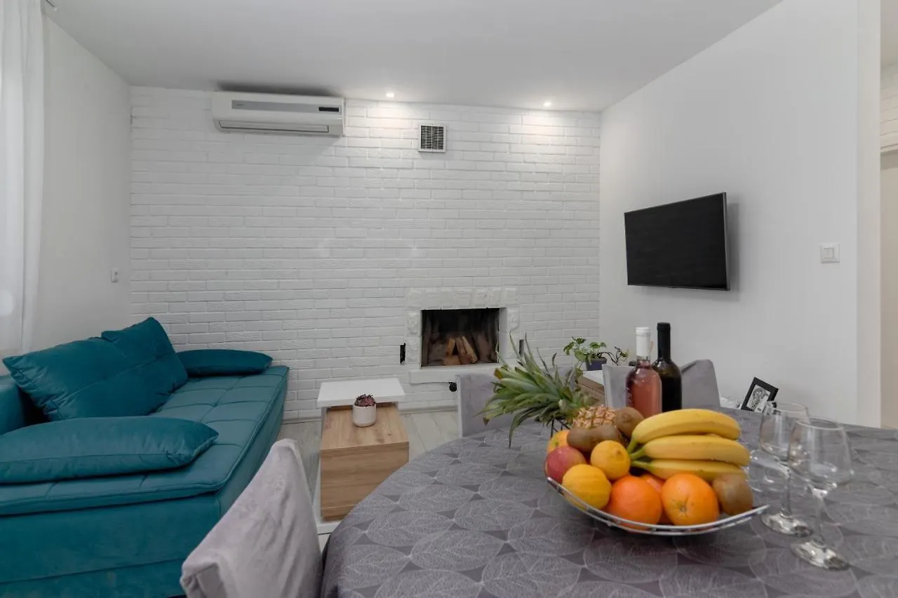 Holiday House Eva & Ema Trogir